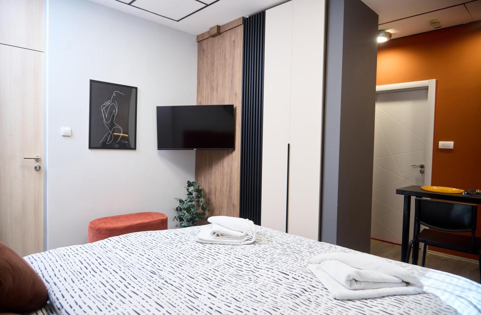 Downtown Boutique Apartments Novi Sad Buitenkant foto